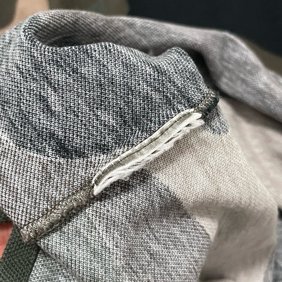 EUC Men’s X-Small Valentino Camouflage Short-sleeve Polo Shirt In Army Green - Picture 9 of 11